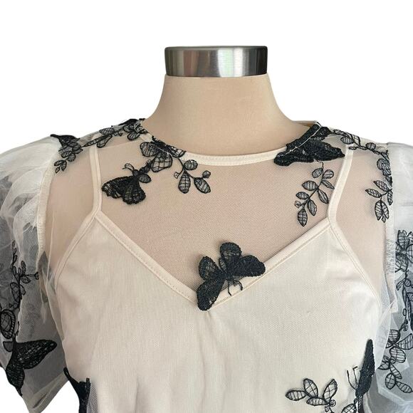 Story On Beige Tulle Satin Butterfly Applique Puff Sleeve Top LG Fairy Cottage - Picture 3 of 9